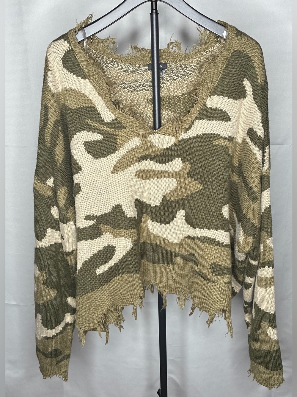 Rue 21 Distressed Camo V-Neck Knit Sweater - Olive/Khaki